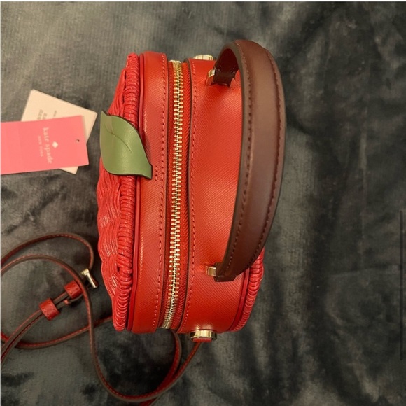Kate Spade Apple wicker Crossbody Limited Edition - Picture 6 of 11